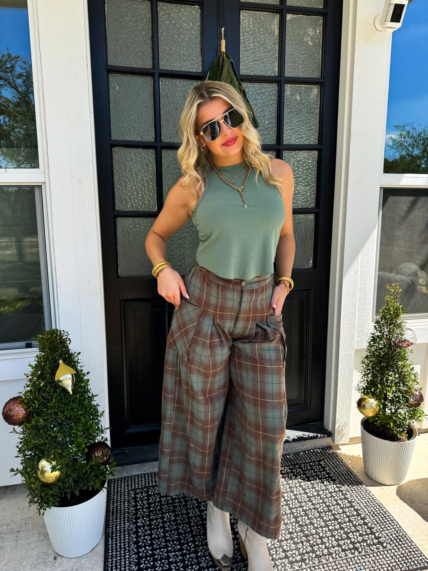 PREORDER: Cayla Crop Plaid Pants in Two Colors