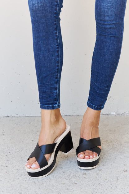 Cherish The Moments Contrast Platform Sandals in Black